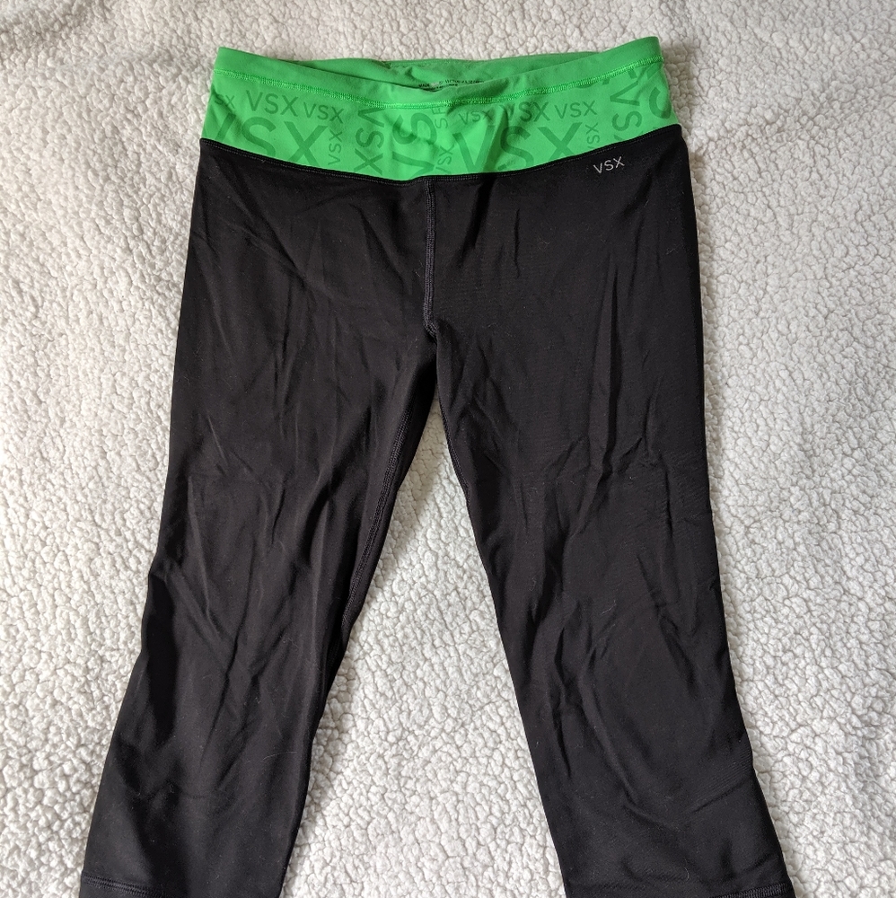 Victoria's secret Capri leggings (XS)